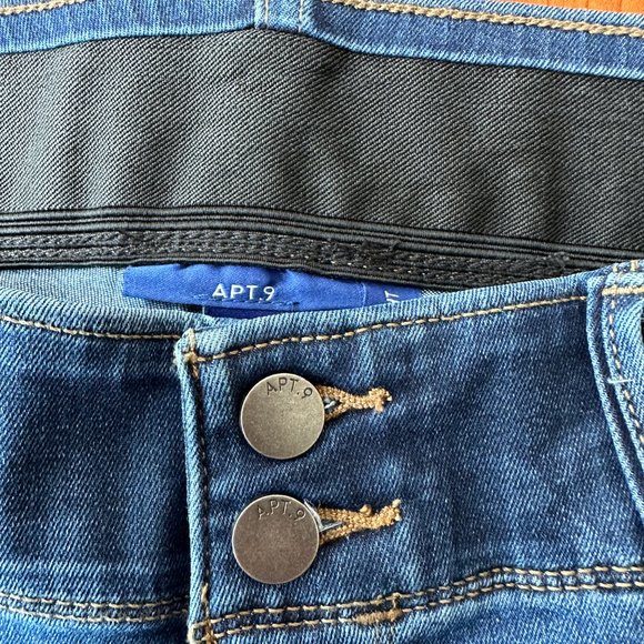 Apt 9 Jeans Womens 8 Blue Denim Curvy Straight Slimming Tummy Waistband Pants - Picture 14 of 16